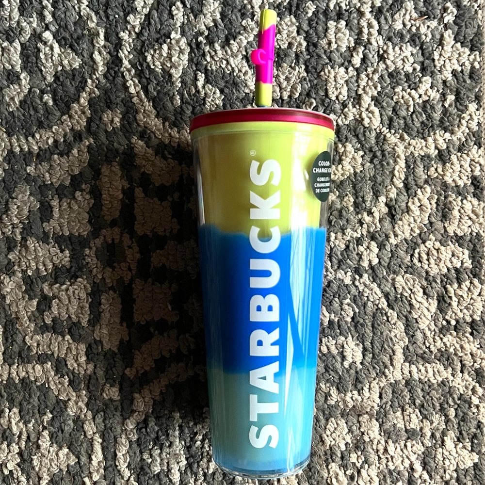 Starbucks Spring 2023 Colour Changing Tumbler with Silicone Straw Topper- Venti